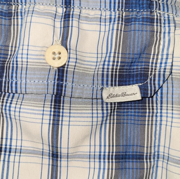 Eddie Bauer Travex Short Sleeve Button Up Shirt Size Large Blue White Plaid - Picture 5 of 7